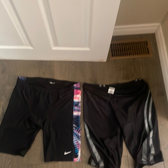 Men’s swimwear - Picture 1 of 5